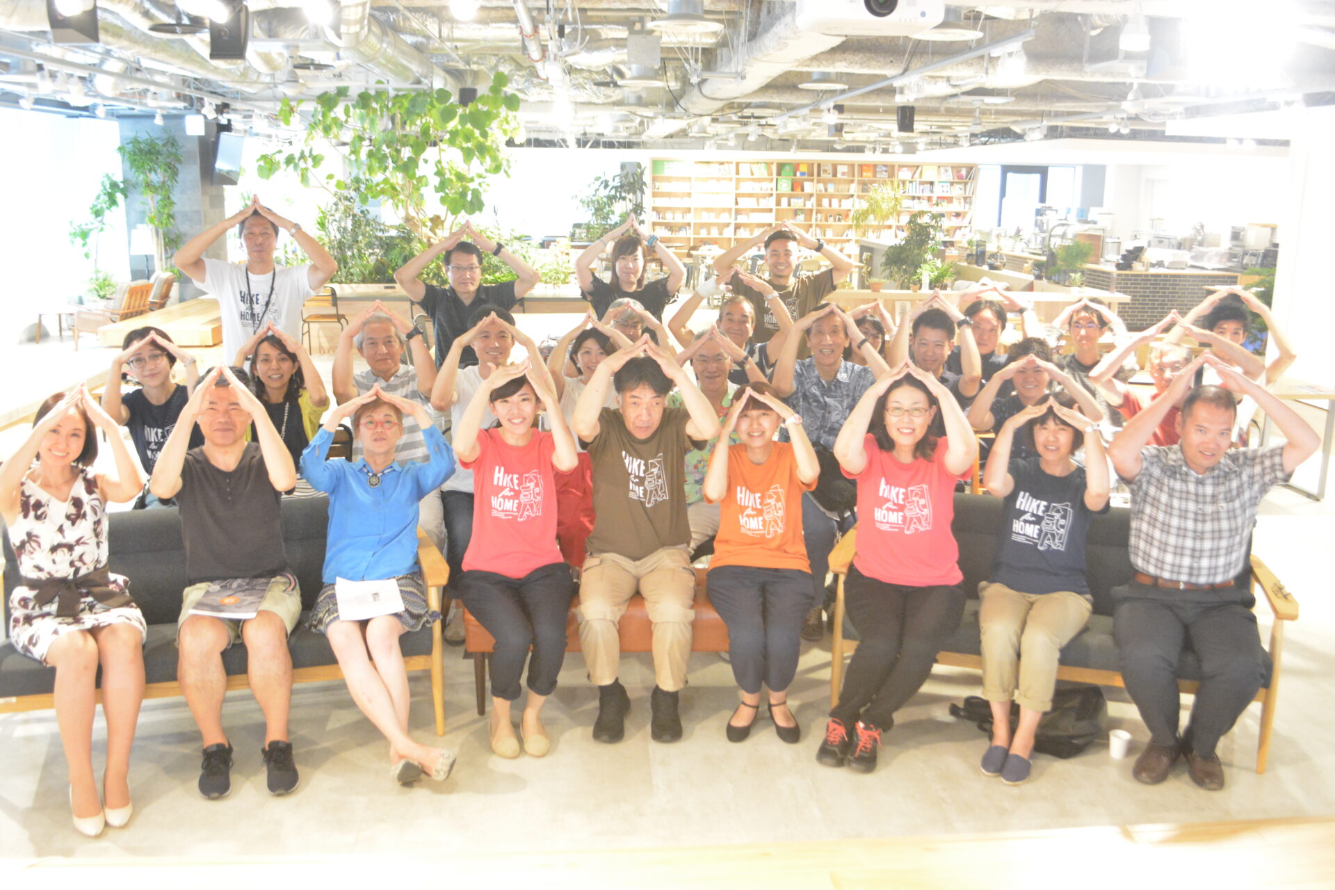 ホームレス状態を生み出さないニホンに 認定npo法人homedoor